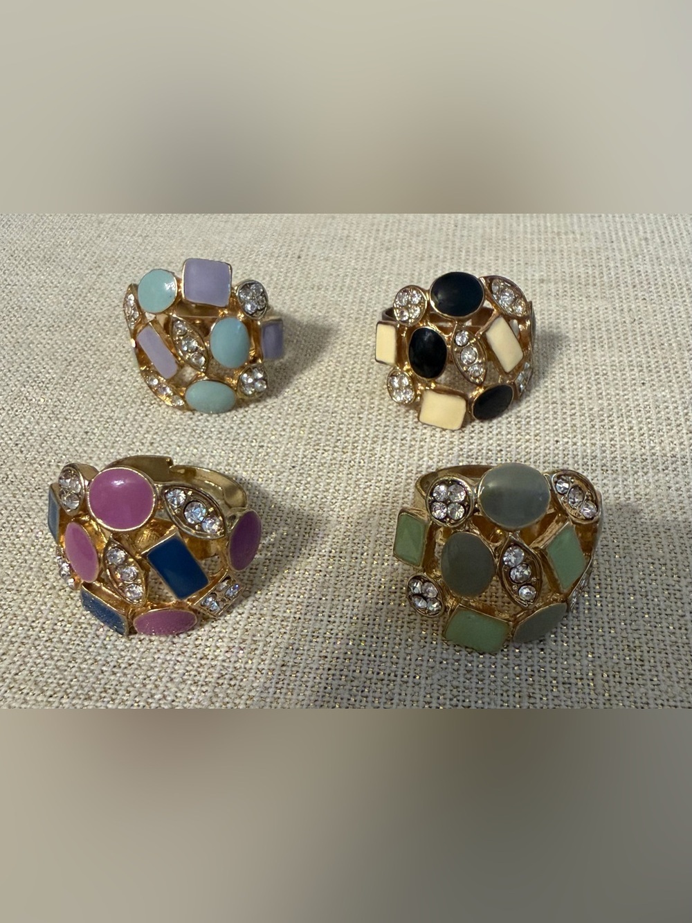Set of 4 Vintage Gold-Tone Multi-Color Gemstone Cluster Ring - Women Jewelry